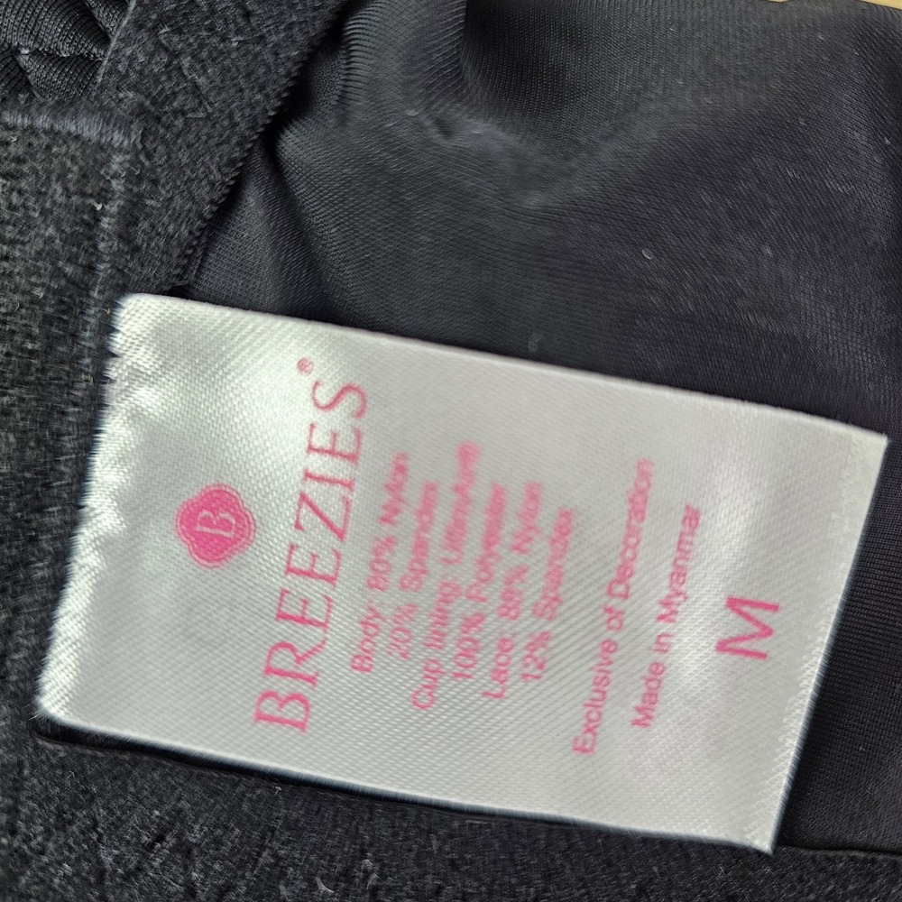 Breezies Womens Bra Size M Lace Seamless Wirefree Black Comfort Everyday - Picture 2 of 4